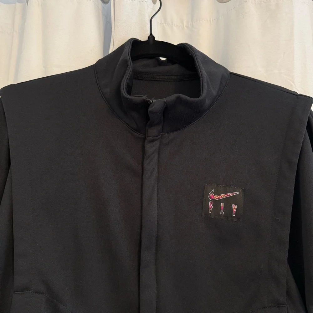 Nike Cropped Zip Up Jacket Black Lightweight Athleisure Gym Medium - Picture 4 of 11